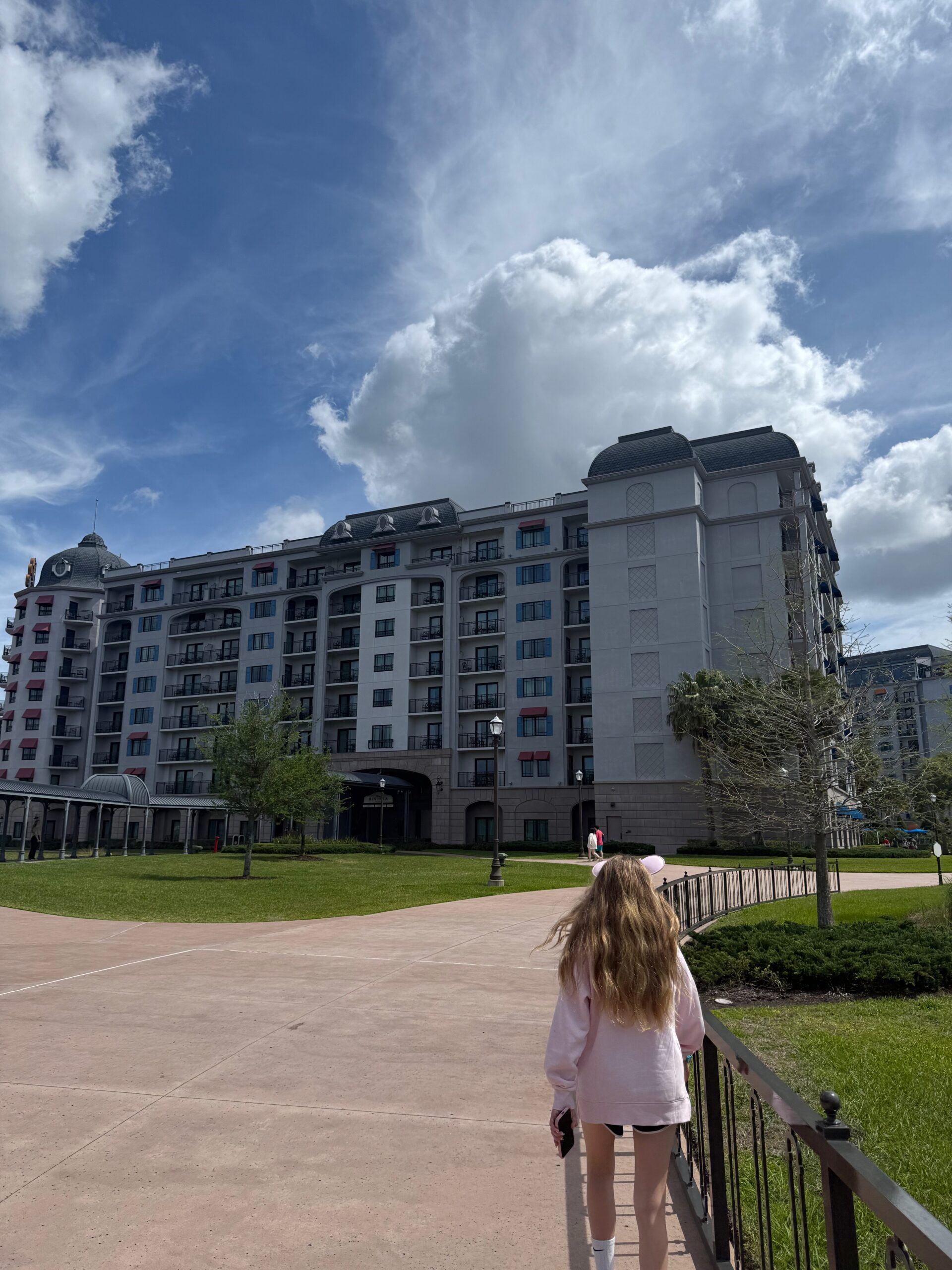 A ’26 Disney World and Universal Orlando Strategy: Why Families & Kidults Love a P.O.G Approach